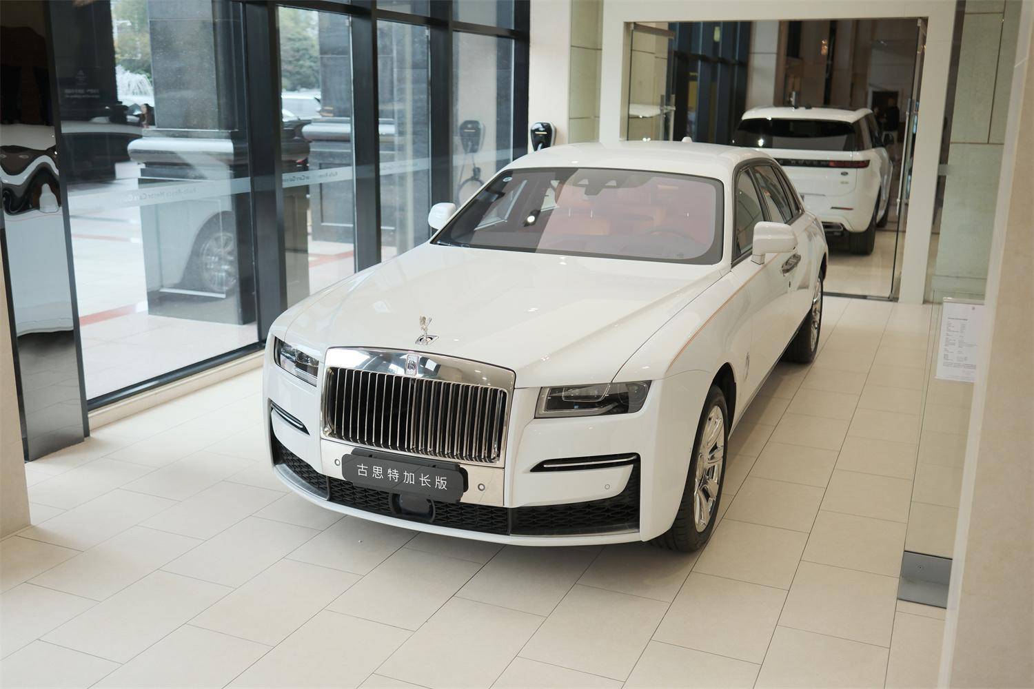 极致奢华主义-劳斯莱斯古思特贵阳通源实拍_搜狐汽车_搜狐网