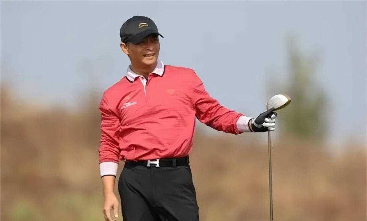 原创1米6奥运冠军李小双把1米68女歌星娶回家如今当总裁身价数