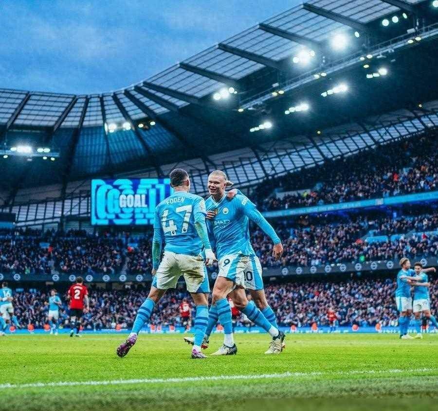 原创英超曼城31双杀曼联福登轰世界波双响哈兰德失空门