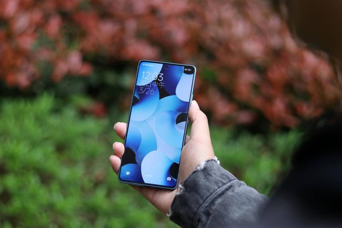 还配备5000mah 100万性能跑分,雷军太猛了_turbo_note_手机