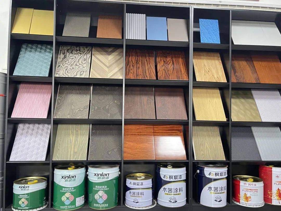 枫宸,新浪三大家具漆品牌,产品涵盖了常规木器漆(pu/pe/nc),水性木器