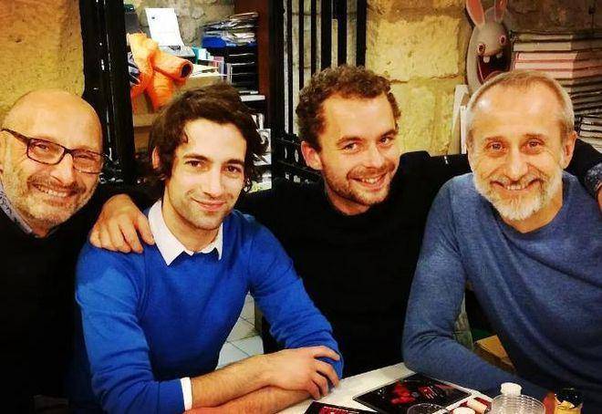 虽然片子前二十分钟gv即视感,但也拍出了两位男主之间的暗流涌动,很