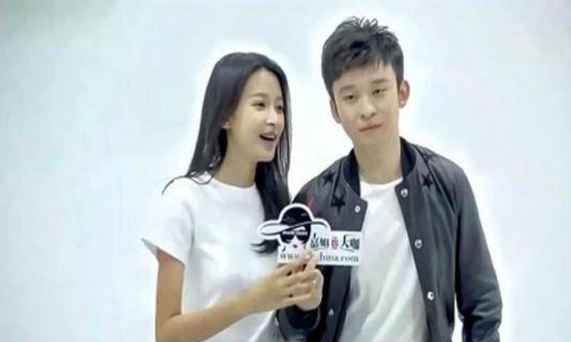 原创董子健倪妮床戏手居然放在倪妮身材前遭到网友讨伐