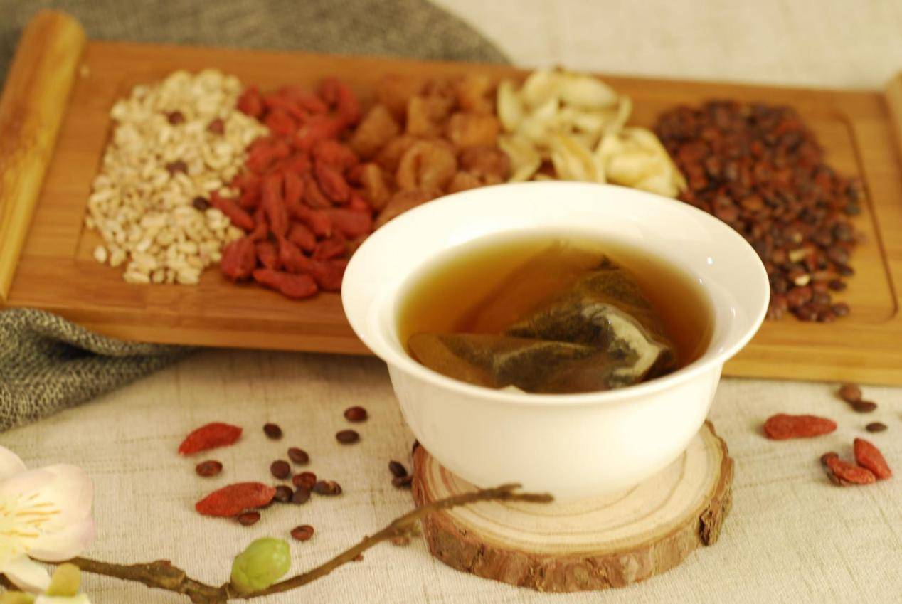 茯苓的功效与作用草木之灵茯苓的奇妙威力