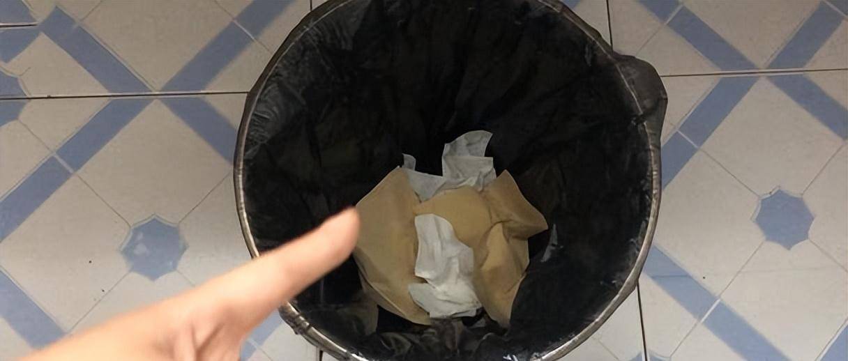 笑坏了厕所有4物家衰人遭罪厕所不能放这4物你知道吗