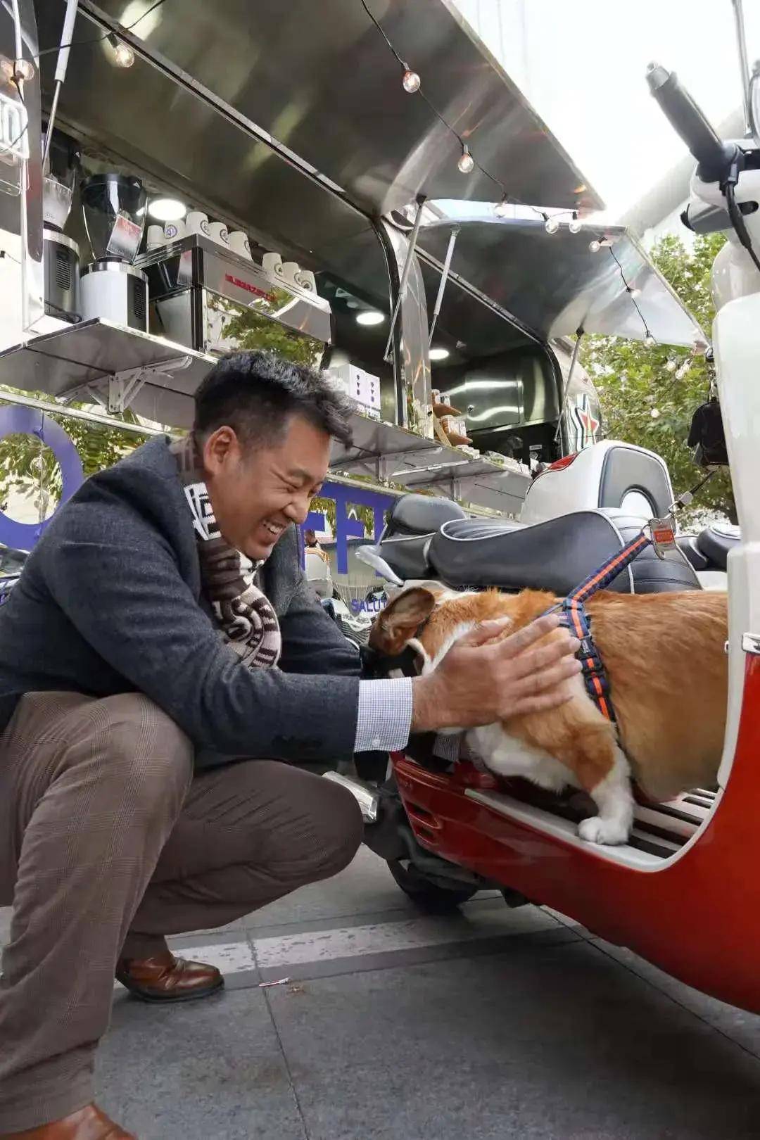 大叔与姜戈的复古浪漫年轻人不懂