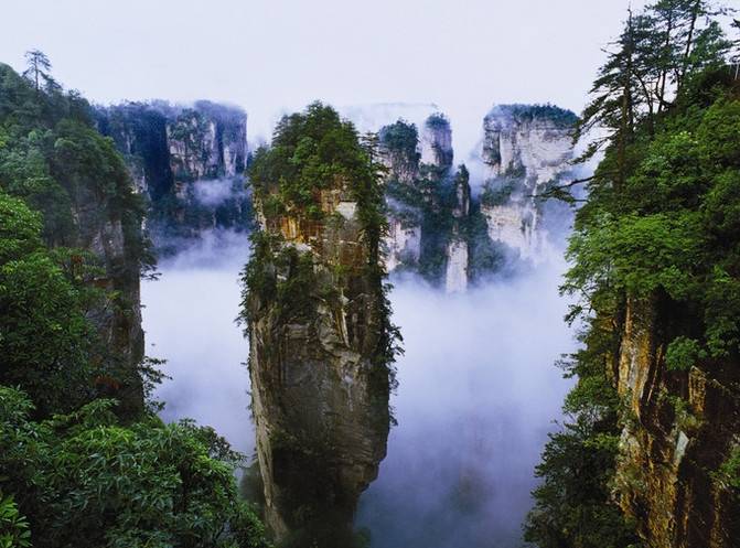 自由行去湖南张家界旅游必去的景点自由行去湖南旅游必去十大景点推荐