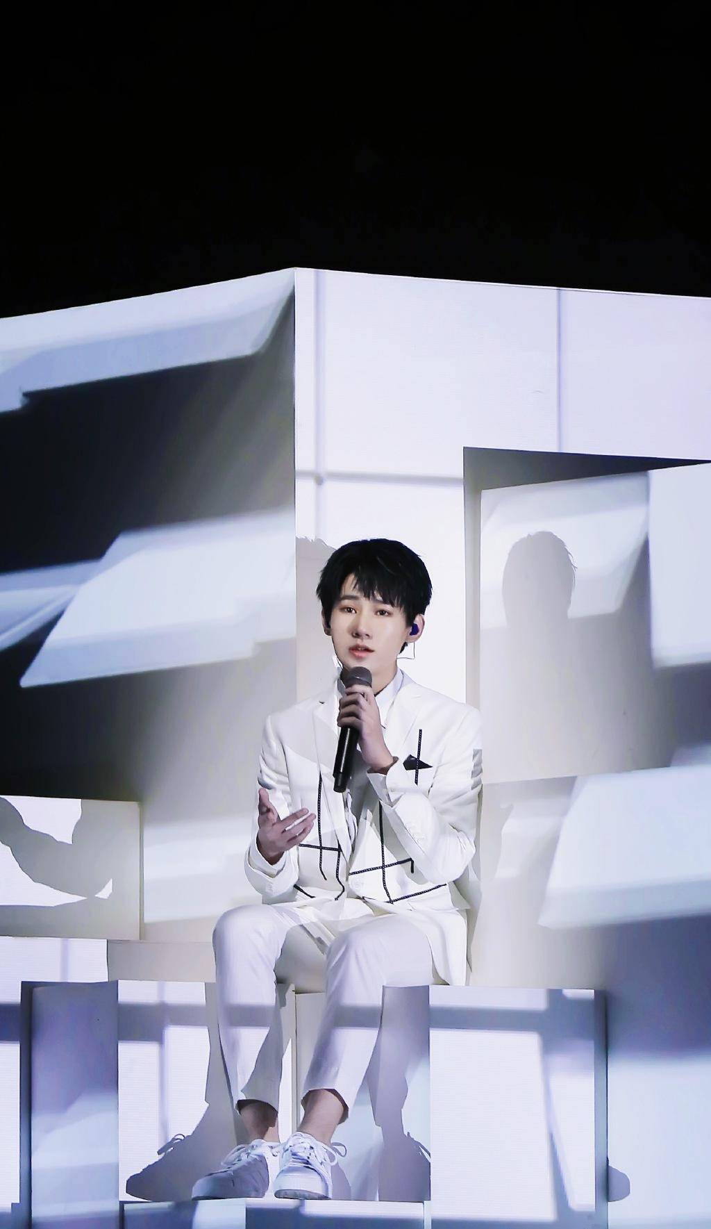 举世无双张公子一生一世张真源努力终有回报