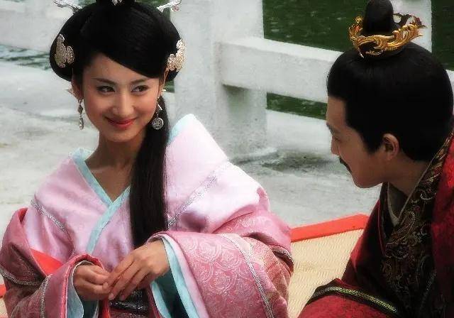 "妖孽"赵合德传奇人生:两姐妹共侍一夫,逼汉成帝杀自己孩子_赵飞_皇帝