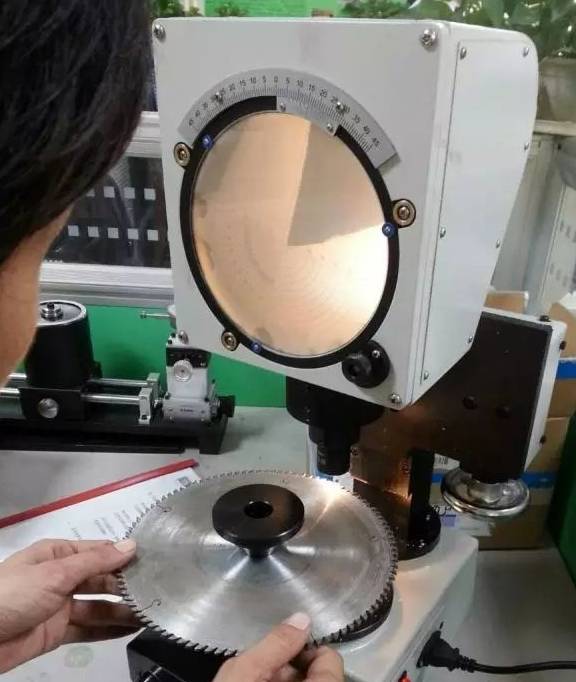 原创木工圆锯片什么时候需要修磨应该怎么磨这篇文章给您详细介绍