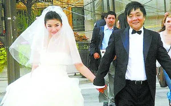 嫁入豪门的4位女星现状,有的瘦成44斤,有的为"爱"丢了性命_伍智恒_黄