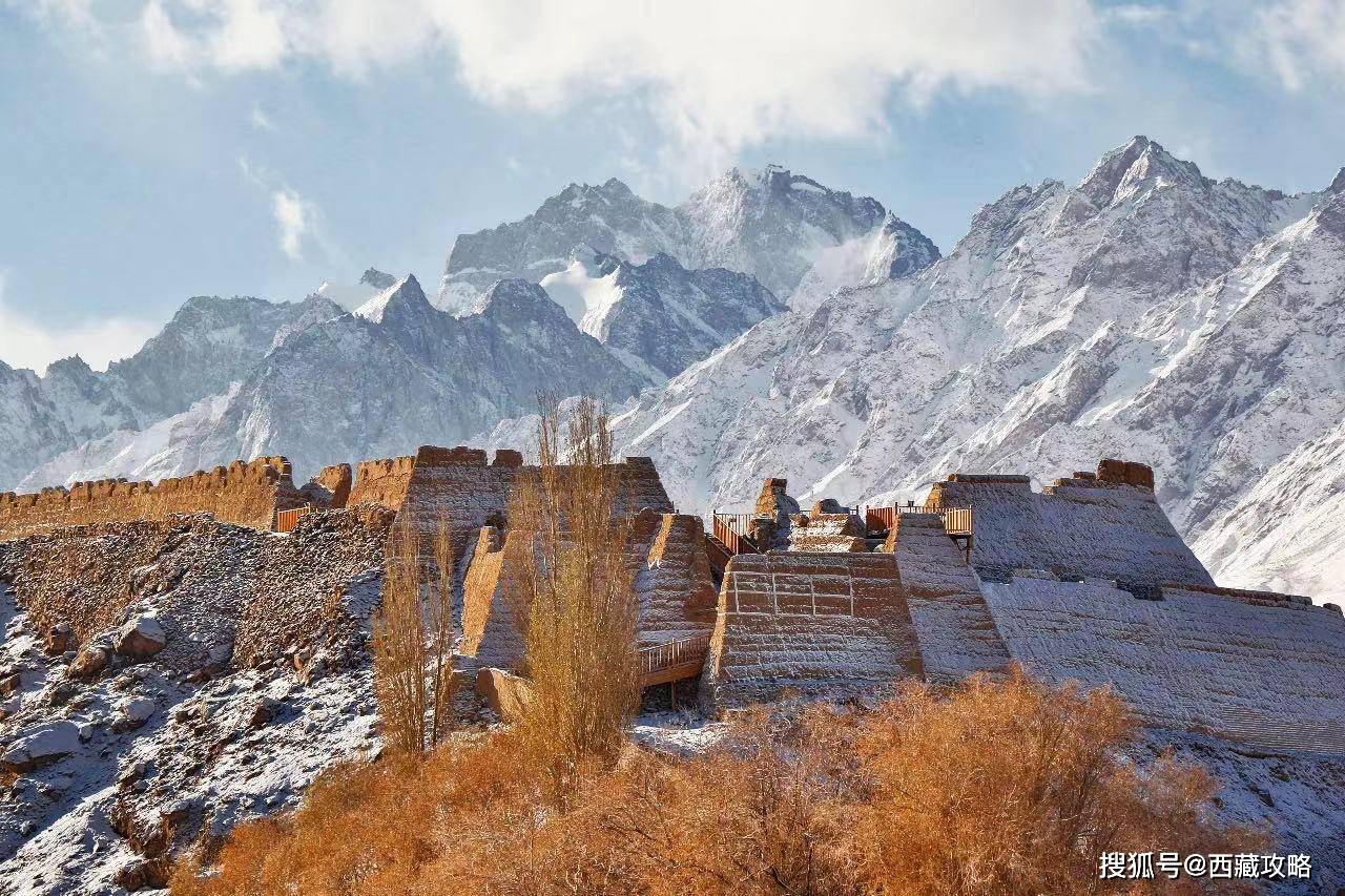 走神秘塔莎古道,赏南疆绝美杏花