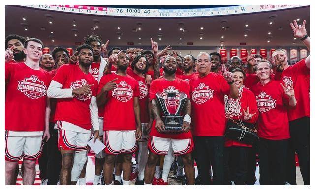 原创休斯敦大四控卫贾马尔谢德荣膺big12联盟最佳球员实至名归