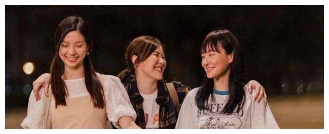 听说tvb小花罗毓仪又给大家送来一个大boss,哎呀,说背景嘛,这位27岁的