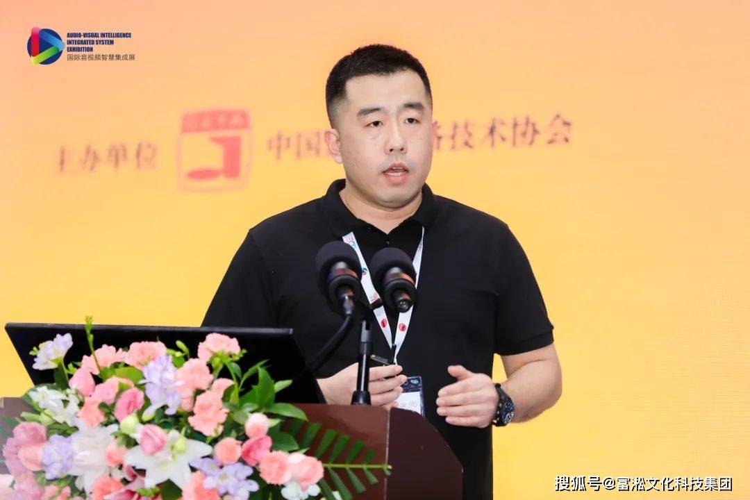 经典案例:"春晚","东方卫视跨年","央视跨年"的创新设计