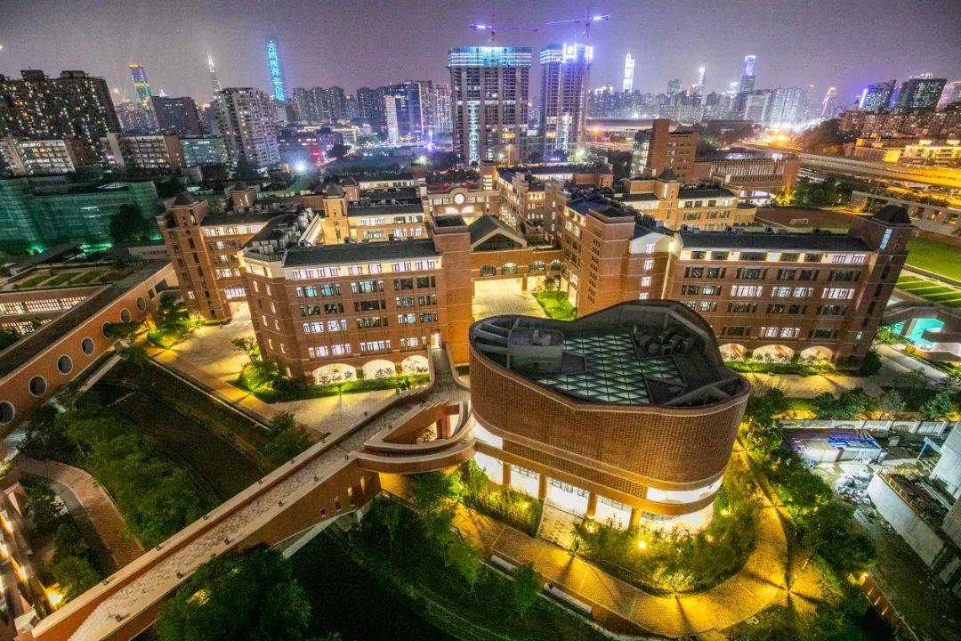 走进名校 | 追求卓越,深圳中学为培养拔尖创新人才贡献深中智慧