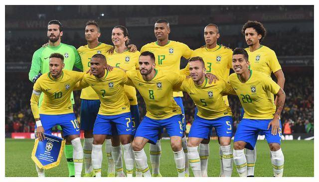 巴西足球强大的秘密从小开始的足球教育助力成长