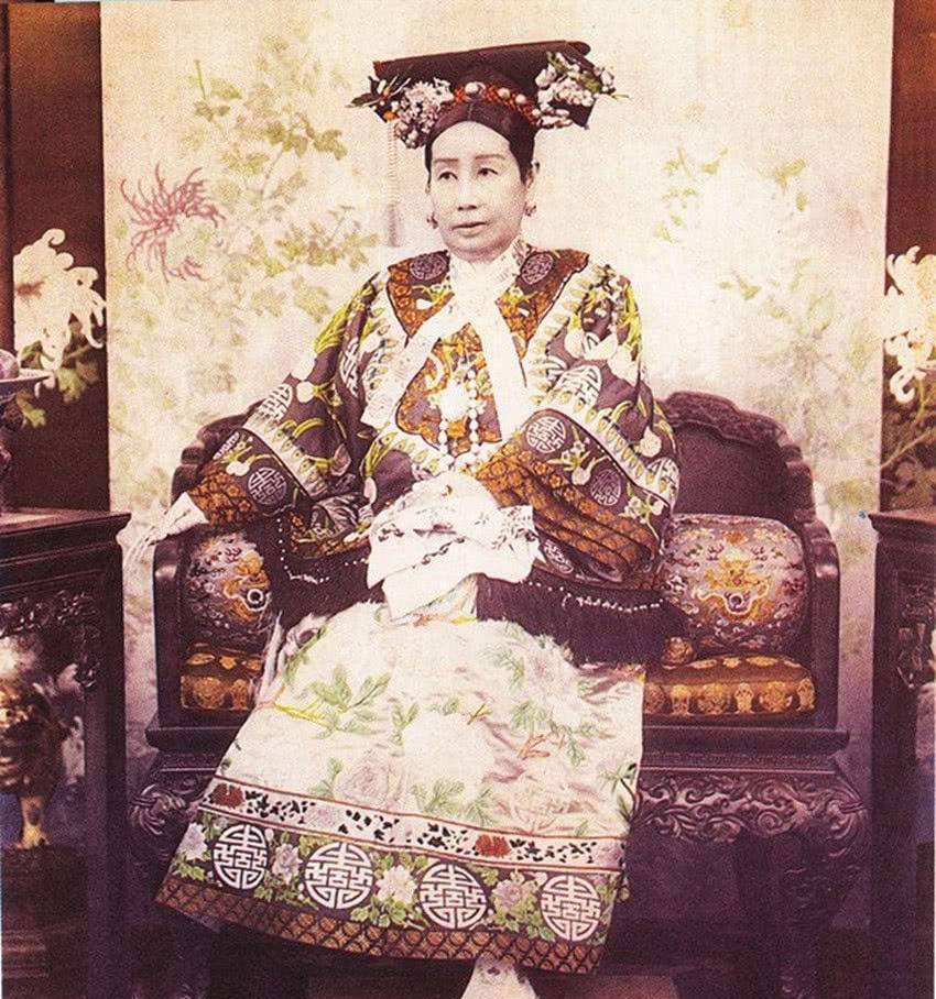 慈禧割让的这块领土,如今水电都是我国提供,九成老百姓都是华人_缅甸