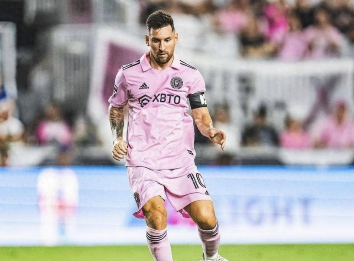 原创大胆美职联后卫梅西爱演戏比赛中经常假摔