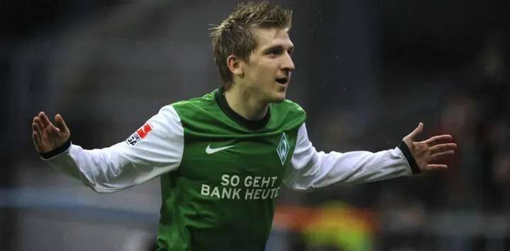 原创足坛里年少成名却高开低走的典型案例都有哪些