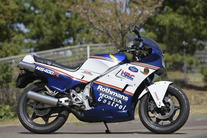 试驾测评绝版的本田二冲程三缸ns400r摩托车_搜狐汽车_搜狐网