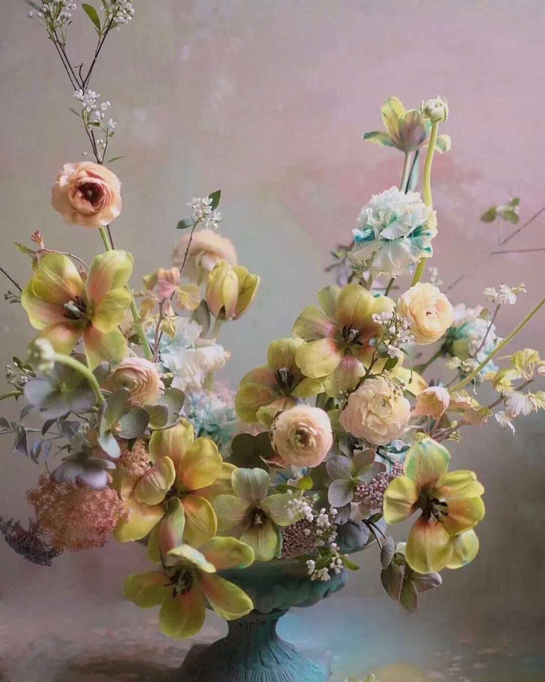 韩式花艺与油画结合的唯美花艺