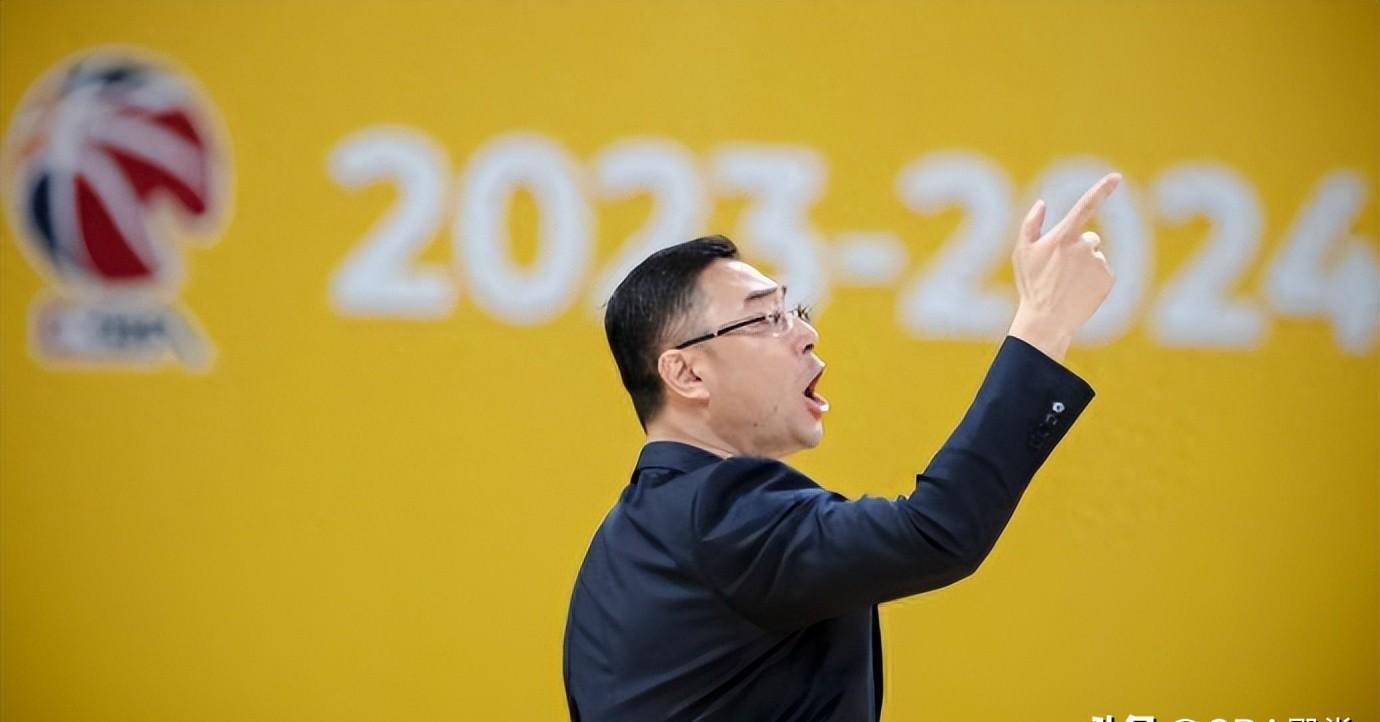 轻取江苏!刘鹏自曝球队隐患 全程称赞戴昊,刘铮点攻守即将形成_防守_