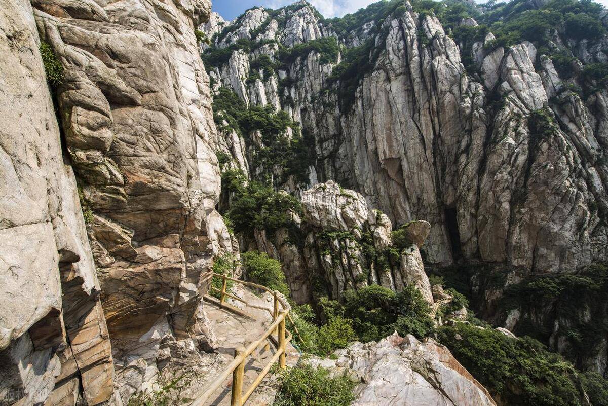 河南嵩山景点门票多少钱嵩山景区门票价格表看完这篇就明白了