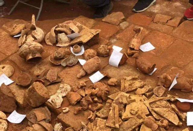 原创汉朝的墓葬技术刘邦的异姓王死后四百年如睡着一般