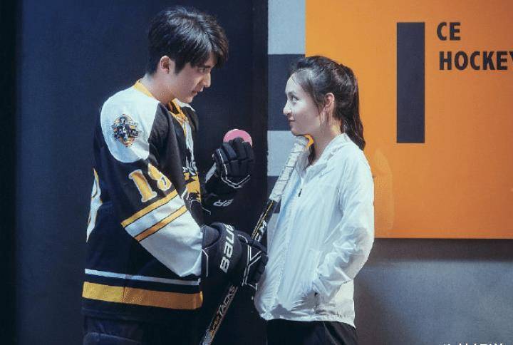 原创冰糖后又一新剧成黑马上线2天热度稳居第二看完男女主秒懂