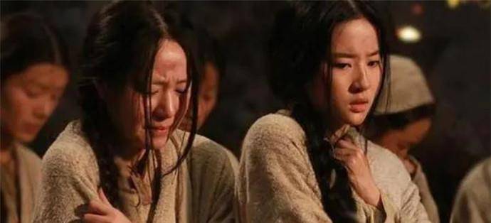 来说都是无法忍受的,但对于女性来说,更可怕的还是这个刑罚的裸身处刑