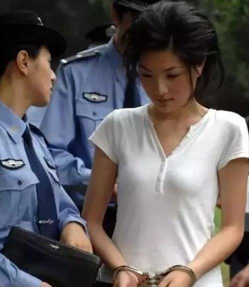 原创美女死刑犯毕丽梅被执行枪决后意外复活该补枪还是该赦免
