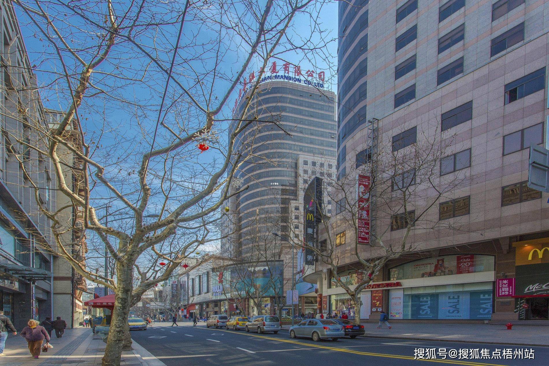 上海新华联大厦联合办公租120人工位精装修交通便利可注册
