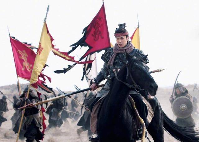 汉武帝赏赐十车肉霍去病放臭也不吃26年后才发现他的高明之处