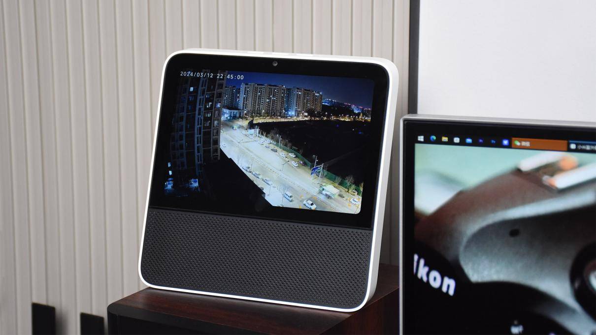 不仅可以在手机上查看摄像头的画面,也可以在小米电视,平板以及带屏幕