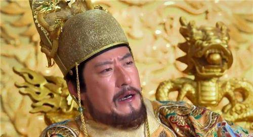 朱元璋出上联:老子天下第一,大臣对出下联,朱元璋顿时黑脸:斩_皇帝_明