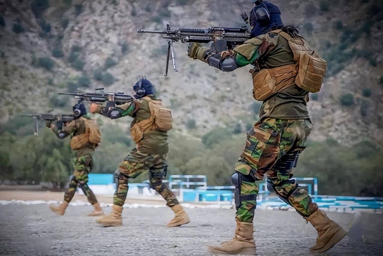 塔利班武装中的许多人,都与美军无人机打过交道,对于这些无人机的作用