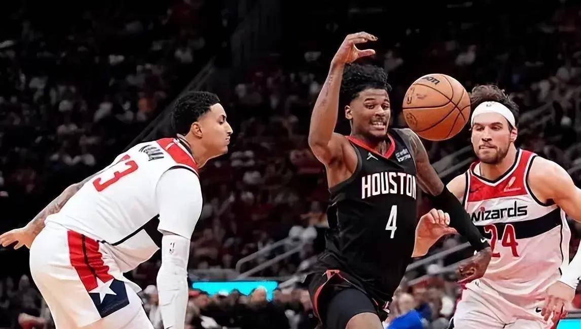 原创火箭胜奇才迎4连胜榜眼轰37分完爆库兹马4号秀砍2010太全面