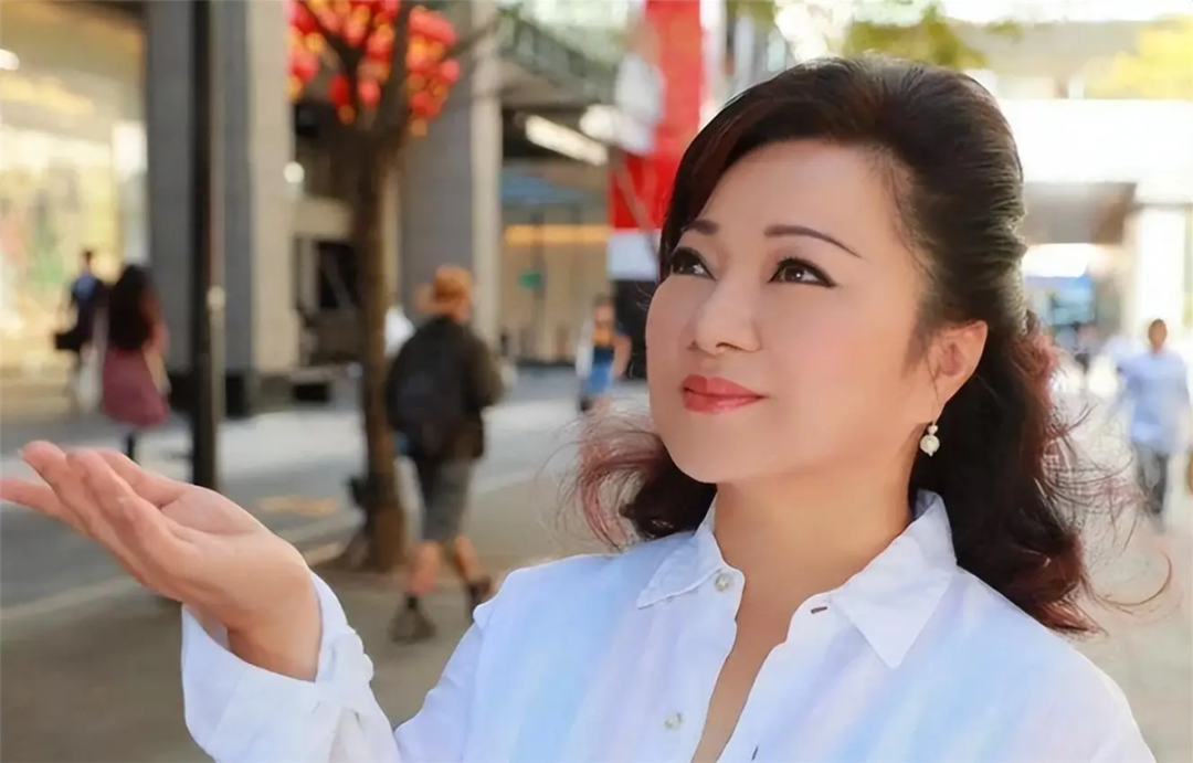 有人多次出轨,有人破产抑郁_何莉莉_林以真_澎恰恰