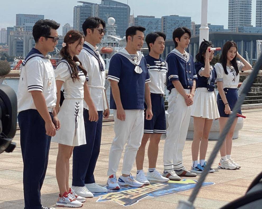 原创跑男欧阳娜娜吴宣仪同框简直不要太养眼baby这次真的输了