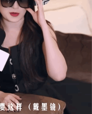 刘亦菲曝光合成照风波引发网友热议女神真容曝光