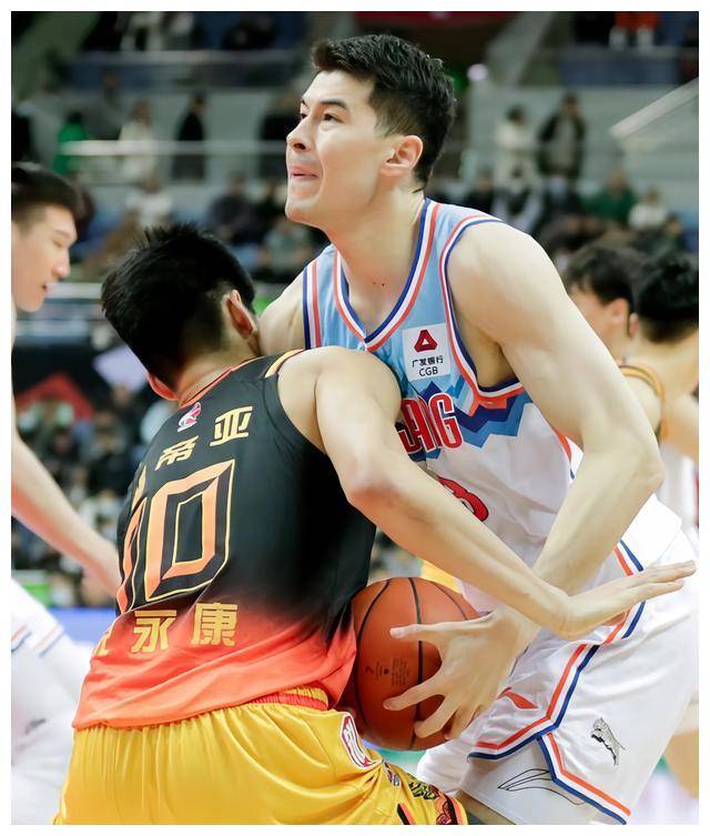 原创cba前锋得分榜张镇麟进前二新疆2人入前六常规赛mvp登顶