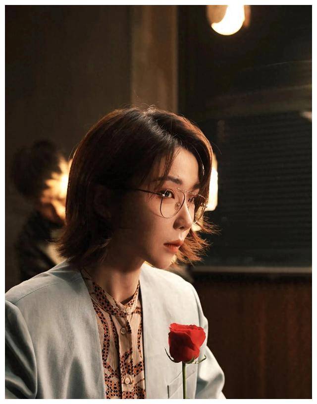 刘恋引领广告创意新风潮跨越娱乐圈探索创新可能性