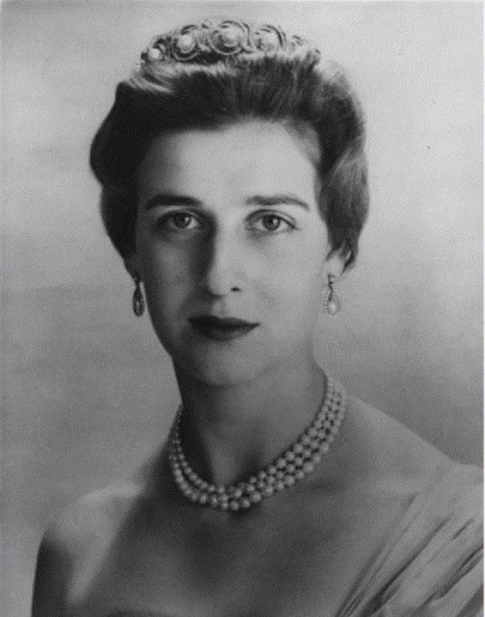 原创玛丽娜公主好任性为了结婚不惜暴露母亲和菲利普亲王的婚外情