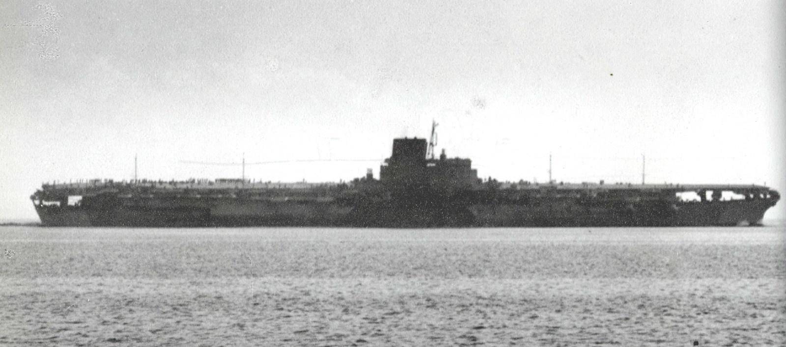 信浓号:二战短命超级航母,亦是最大吨位航母,出海17小时就沉没