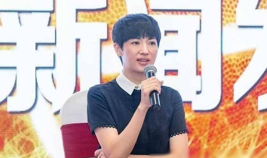 cba最美老板惊艳亮相颜值超群年轻有为任董事长