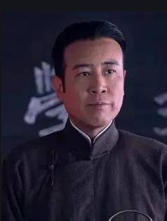 原创陈独秀的扮演者于和伟邵宏来冯远征究竟谁最像