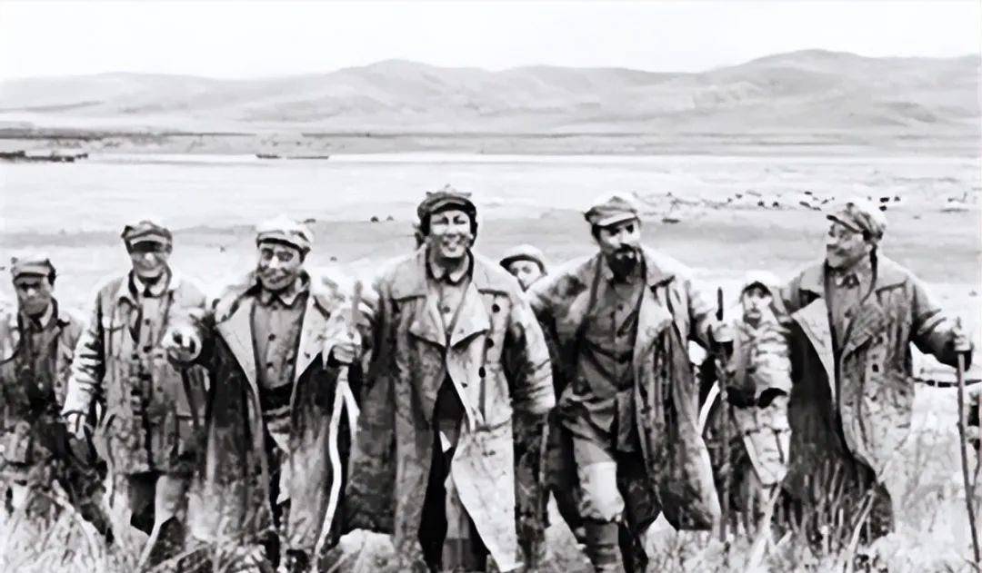 70年代部队伙食面和肉是稀罕物一个连20块维持100多人三餐