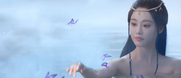 同样演美人出浴,刘亦菲,祝绪丹对比,谁更有仙气飘飘的感觉_赵灵儿