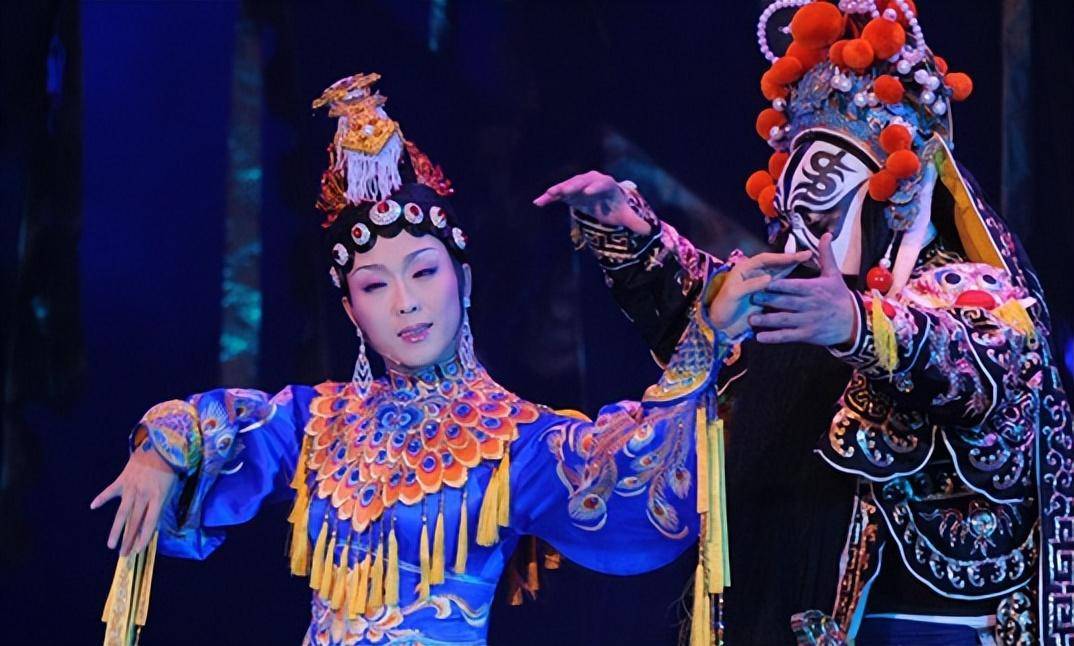 原创李玉刚跳河自杀被乞丐所救重获新生后用一首万疆一举成名